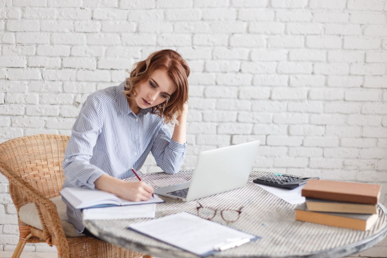 professional essay writing jobs